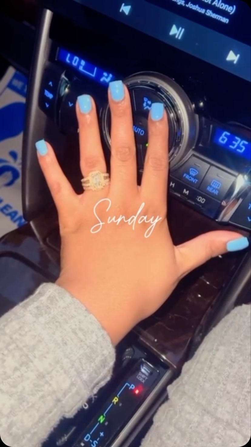 Stylish Blue Nails