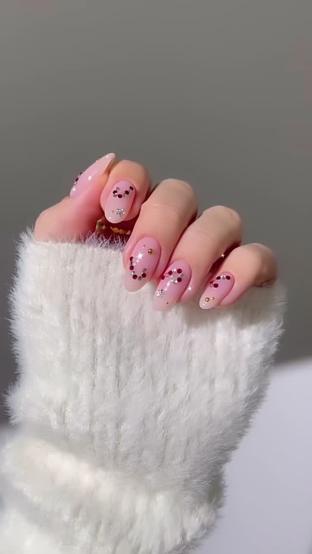 Elegant Pink Nails with Gems