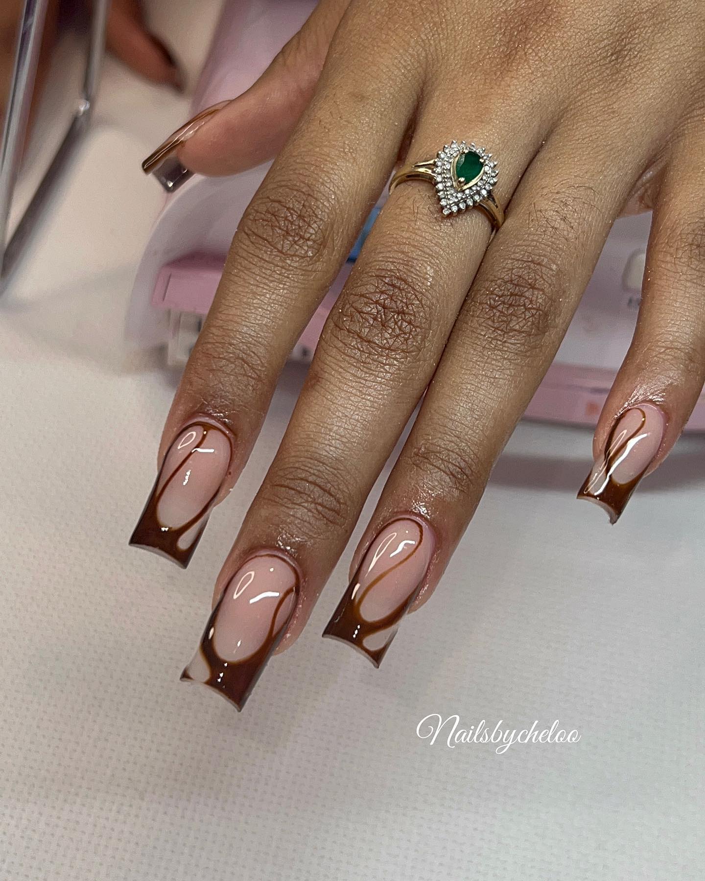 Elegant Artistic Nails